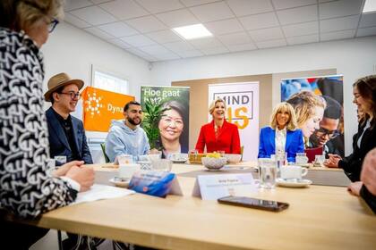 Máxima y Brigitte llamaron la atención por sus atuendos (Foto Instagram @koninklijkhuis)