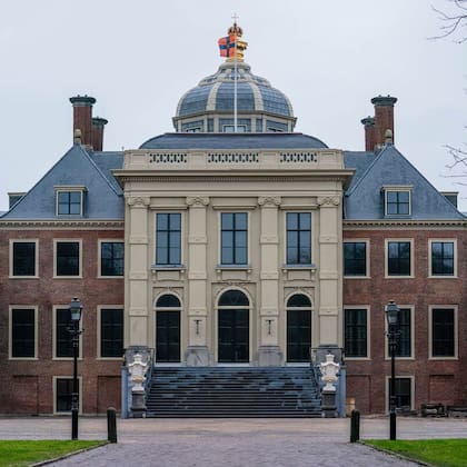 Máxima y Guillermo se mudaron al Palacio Huis ten Bosch en 2019 (Foto: Instagram @queen.maxima / @koninklijkhuis)