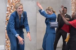Máxima Zorreguieta llegó a Sudáfrica y se animó a bailar frente a todos los presentes (Foto: Captura de video / Instagram @eo_blauwbloed)