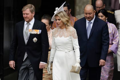 Máxima Zorreguieta lució un vestido blanco en la coronación de Carlos III (Photo by Jeff J Mitchell/Getty Images)