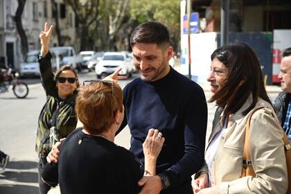 Maximiliano Pullaro acompaña a Clara García a votar