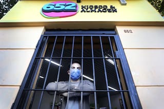 Un combo fatal para un comerciante: pocos clientes y escasez de mercadería