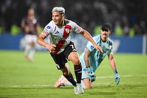 River lo ganó en un final increíble, con un gol de Salas después de quedar con 10 y con un arquero improvisado