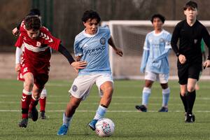 Tiene 14 años, nació en Manhattan, es hijo de argentinos, y firmó un contrato histórico en la MLS