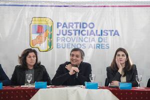 Máximo Kirchner en la sede del PJ bonaerense, en La Plata