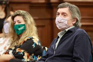 Máximo Kirchner estuvo en el Salón Dorado de la Casa de Gobierno bonaerense, para el acto por el Día Internacional de la Mujer