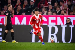 La increíble historia del delantero brasileño de 17 años que debutó en Bayern Múnich