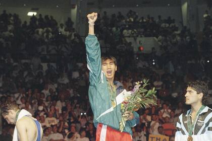 Mayweather, el hombre que no pierde desde hace 19 años