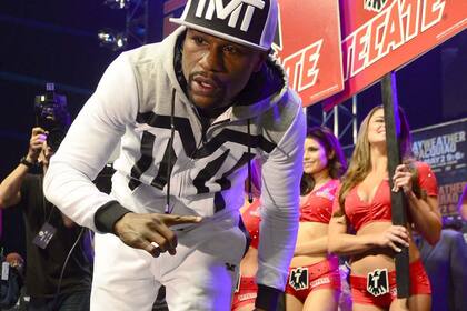 Mayweather promociona la gran pelea