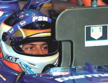 El 15 de abril de 2001, con el equipo Prost, Gastón Mazzacane abandonó en el Gran Premio de San Marino: desde entonces, ningún piloto argentino volvió a ocupar una butaca en la Fórmula 1