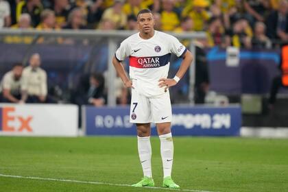 Mbappe argumenta que el PSG le debe 55 millones de euros