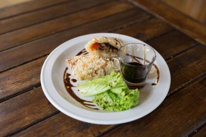 Mbejú, plato típico de la zona que se sirve en el restaurante de Salto Encantado.