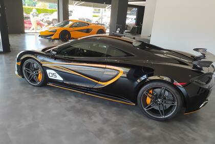 El local de McLaren está en Puerto Madero