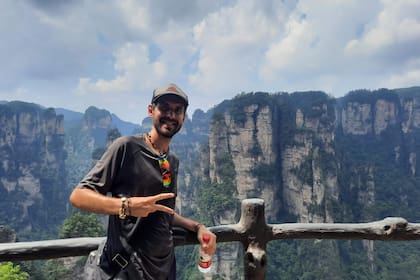 "Me da lástima que en Argentina no se profundice en regiones que tienen mucha historia detrás. ¿Por qué sabemos tan poco de Asia Central? Imperios como el Imperio Timúrida o el Imperio Mongol, o las distintas dinastías de China, son fascinantes".