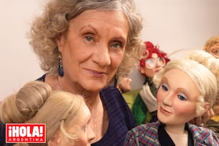 Madre de un famosísimo músico y maestra de titiriteros, nos habla de su apasionada historia de amor y su carrera