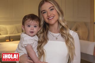 Nos recibe en su departamento de Núñez y habla de su amor con el Kun Agüero, su hija y su marca de moda