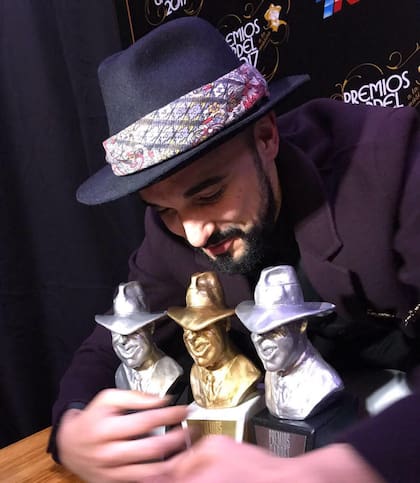 "Me llevé las estatuillas del Gardel que más quería ganar", dijo el músico