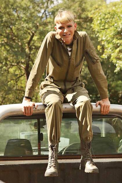 "Me puse en contacto con personas increbles y habl con rastreadores locales y unidades de lucha contra la caza furtiva, todos ellos con una increble pasin por la proteccin de nuestros rinocerontes y nuestro medio ambiente", explic la mujer de Alberto de Mnaco