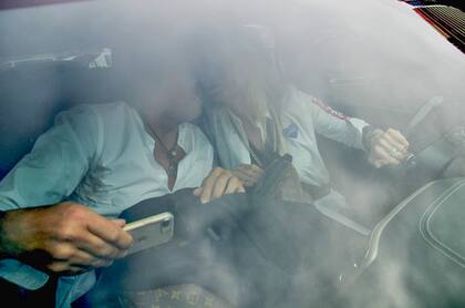 Las imágenes de la romántica despedida