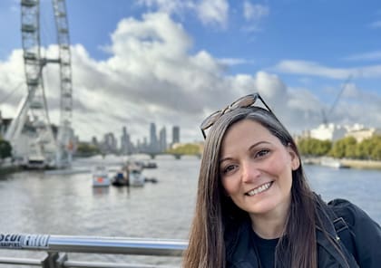Mechi en el London Eye, la vuelta almundo más alta de Europa, se encuentra en el South Bank del río Támesis en Londres.