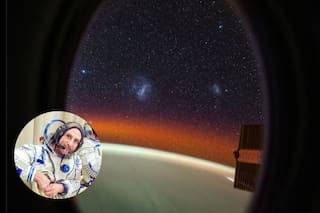 Las increíbles fotos de dos galaxias capturadas por un astronauta desde una cápsula de SpaceX