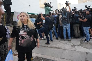 Médico argentino se desvincula de muerte de Maradona durante juicio que tiene a otros 6 acusados