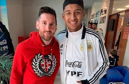 Medina, en un encuentro casual con Messi; ¿serán compañeros en Inter Miami?