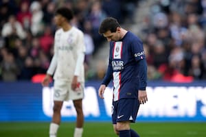 Qué dijeron los medios franceses sobre la tarea de Messi a pesar de su golazo salvador