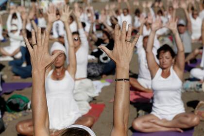 Meditación y yoga en Playa Grande