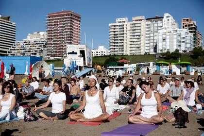 Meditación y yoga en Playa Grande