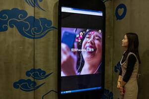 Sin presencia en China, Facebook igual generó millones con publicidad digital
