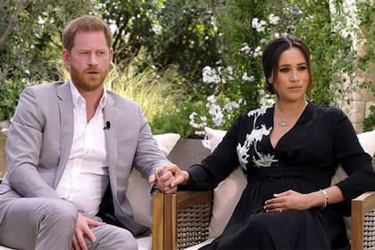 Meghan Markle (39) y Harry (36) realizaron varias confesiones ante la cámara