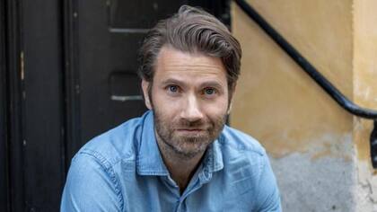 Meik Wiking asegura que el modelo laboral danés hace que los trabajadores de ese país disfruten el ir a su puesto de trabajo.