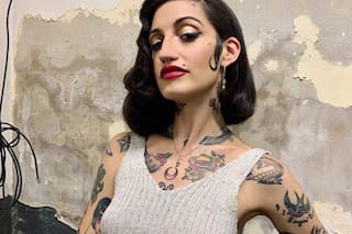 Tarot, desamores, buenos deseos y mucho bolero en el nuevo álbum de Mel Muñiz