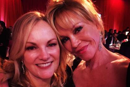 Melanie Griffith y Patty Hears, en la fiesta de Elton