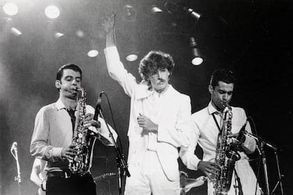 Melingo con Charly García en el Luna Park, 1983