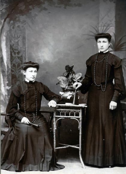 Mellizas Felisa y Elisa Uribarri Apesteguy, Trenque Lauquen. ca. 1902