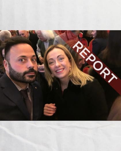 Meloni junto a Gioacchino Amico, un miembro destacado del clan de la camorra de los Senese