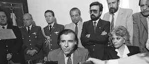 La historia secreta de los indultos de Menem a militares y montoneros
