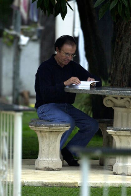 Menem durante su detención en la quinta propiedad de Gostanian, el 10 de julio de 2001