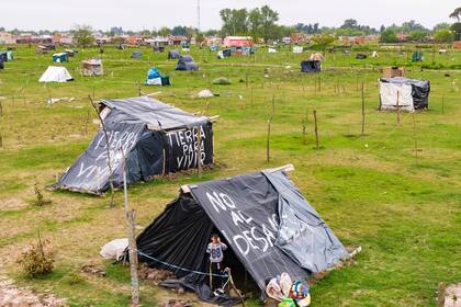 Mensajes en los nylons de las viviendas