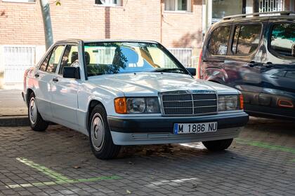Mercedes-Benz 190 E