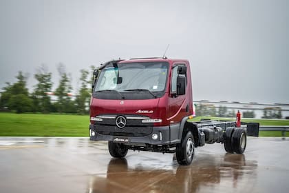 Mercedes Benz Accelo