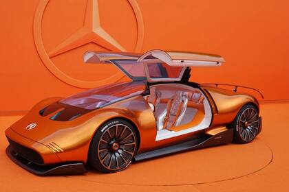 Mercedes-Benz Vision One Eleven. Líneas espectaculares para la reinterpretación moderna de los míticos C111 de los años sesenta