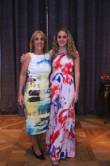 Mercedes Camaño y su hija Milagros Savino, asesora en CEA