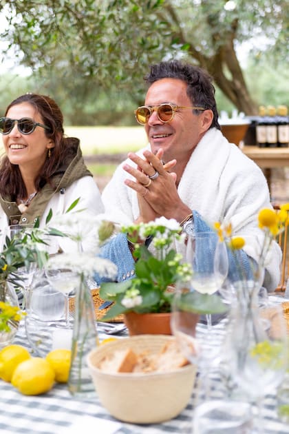 Mercedes Figueras (hermana de Nacho Figueras) y su marido, Jorge Pepa (hermano de Martín Pepa, actual pareja de Pampita Ardohain).