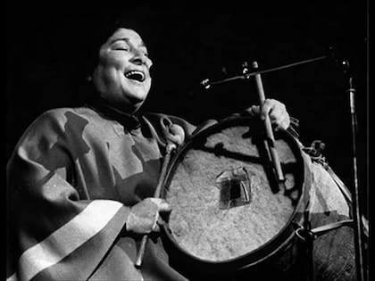 Mercedes Sosa se inició en la música desde jóven