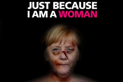 De gran impacto, la acción “Just Because I Am Woman” que el artista realizó con la imagen de Merkel, Obama y otras líderes globales "golpeadas" dio la vuelta al mundo