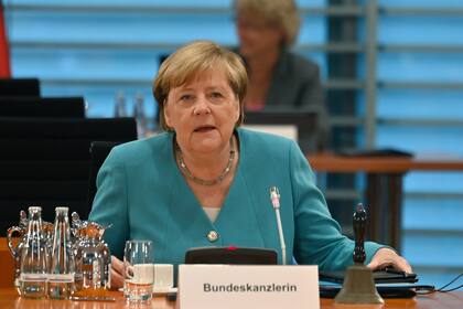 La canciller alemana, Angela Merkel, durante una reunión con los líderes del grupo parlamentario conservador CDU/CSU, hoy en Berlín