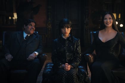 Merlina, la serie de Netflix que sigue la vida de la hija mayor de la familia Addams, tendrá segunda temporada